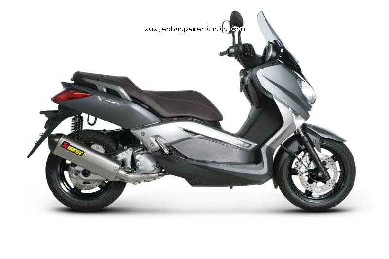 ECHAPPEMENT YAMAHA X-MAX 250 AKRAPOVIC 1